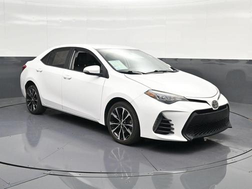 Super White 2019 Toyota Corolla SE