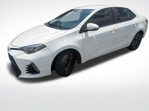 Super White 2019 Toyota Corolla SE