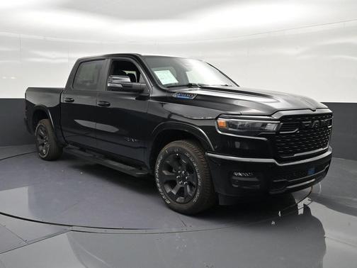 Diamond Black 2025 RAM 1500 Big Horn/Lone Star