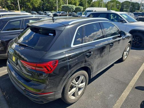 2020 Audi Q3 45 S line Premium