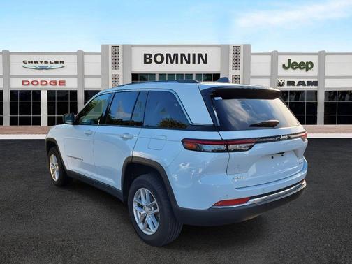 2024 Jeep Grand Cherokee Laredo