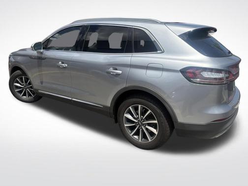 Radiance 2021 Lincoln Nautilus Standard