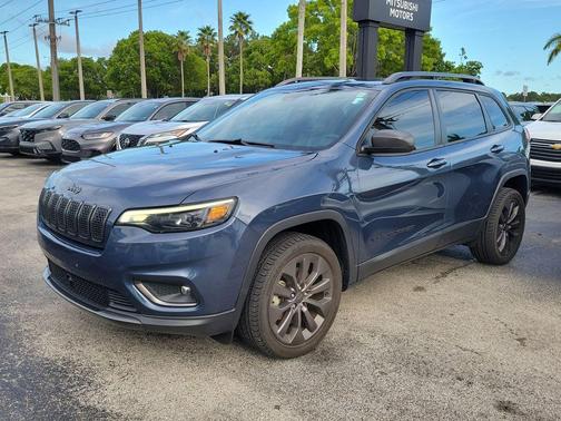 2021 Jeep Cherokee Latitude Lux