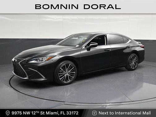 Caviar 2025 Lexus ES 300h Base