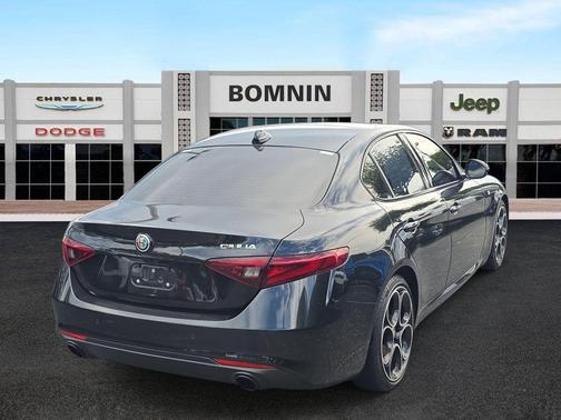 2023 Alfa Romeo Giulia Ti