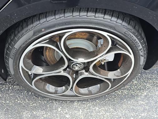 2023 Alfa Romeo Giulia Ti