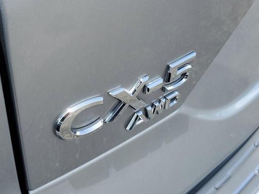 2023 Mazda CX-5 2.5 S Preferred Package