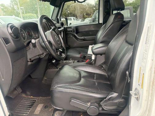 2014 Jeep Wrangler Unlimited Altitude