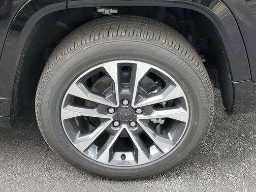 2025 Jeep Grand Cherokee L Overland
