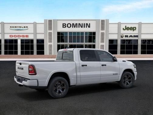 Bright White Clearcoat 2026 RAM 1500 Big Horn/Lone Star