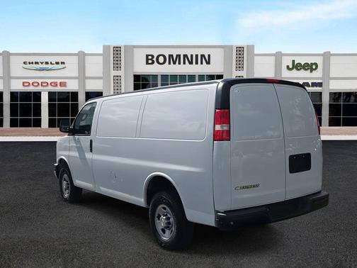 2021 Chevrolet Express 2500 Work Van
