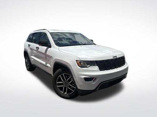 Bright White Clearcoat 2021 Jeep Grand Cherokee Limited