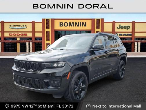 2025 Jeep Grand Cherokee Laredo