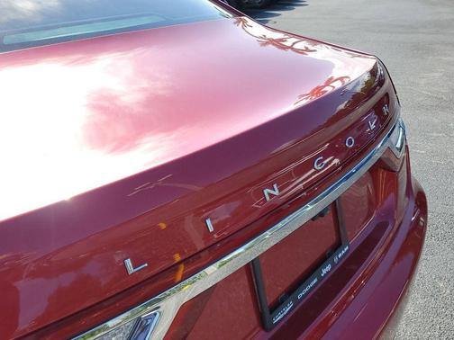 2020 Lincoln Continental Standard