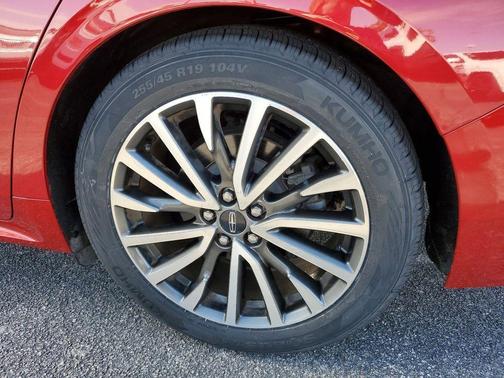 2020 Lincoln Continental Standard