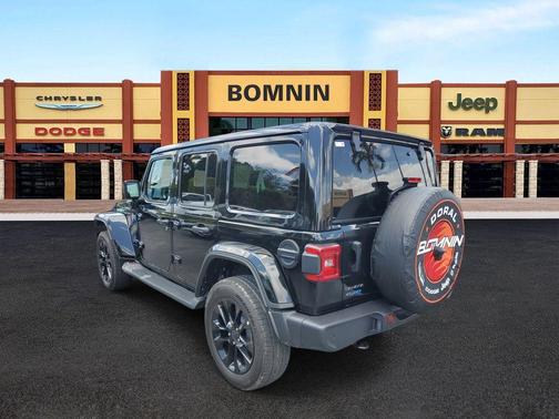 2025 Jeep Wrangler 4xe Sahara