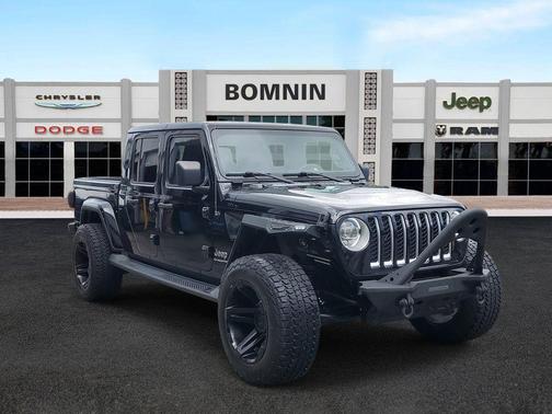 2022 Jeep Gladiator Overland