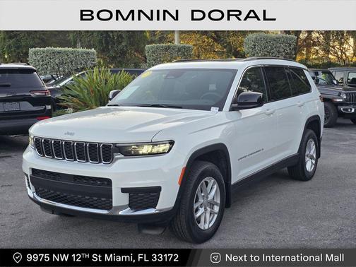 2025 Jeep Grand Cherokee Laredo