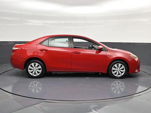 Barcelona Red Metallic 2016 Toyota Corolla LE