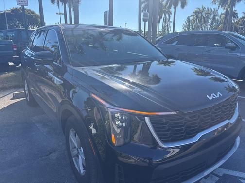 2024 Kia Sorento LX