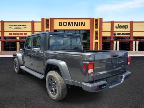 2025 Jeep Gladiator Sport