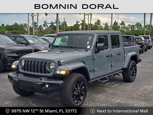 2025 Jeep Gladiator Sport