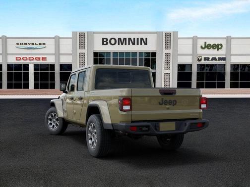 Sahara Beige 2026 Jeep Gladiator Sport