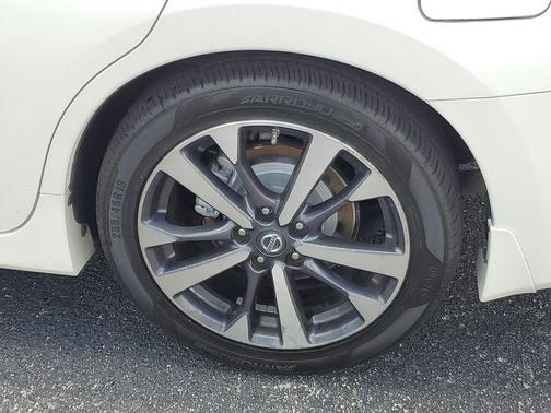 2016 Nissan Altima 2.5 SR
