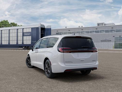 White 2027 Chrysler Pacifica LIMITED