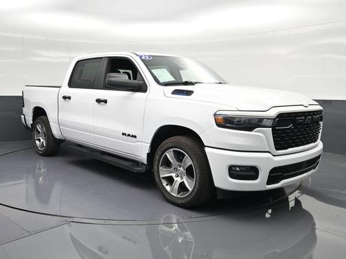 Bright White Clearcoat 2025 RAM 1500 Tradesman