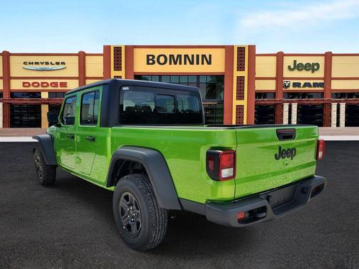 2025 Jeep Gladiator Sport