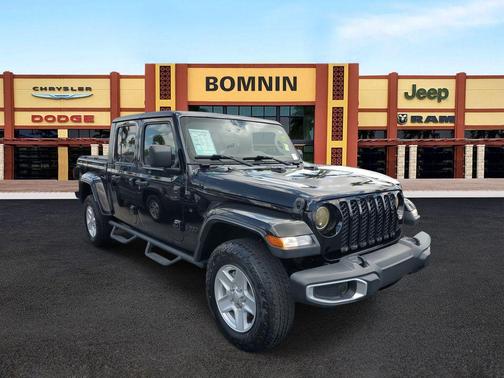 2021 Jeep Gladiator Sport