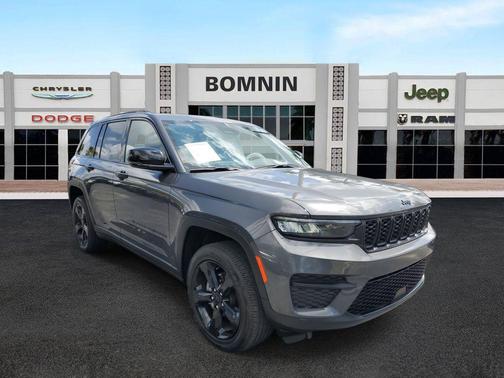 2024 Jeep Grand Cherokee Laredo