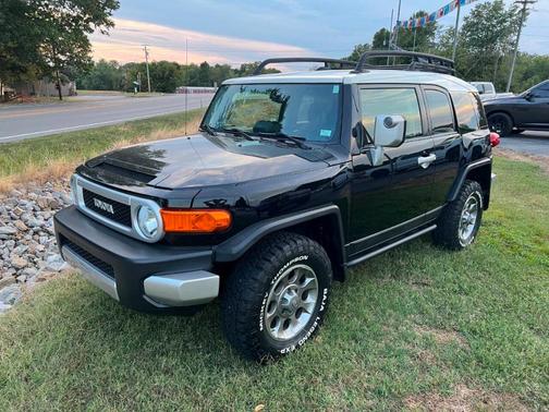 2013 Toyota FJ Cruiser Base