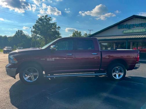 Maroon 2018 RAM 1500 SLT