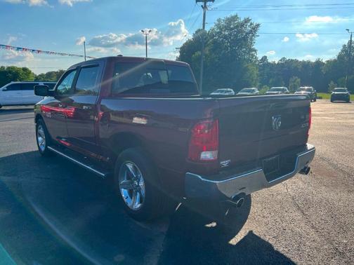 Maroon 2018 RAM 1500 SLT