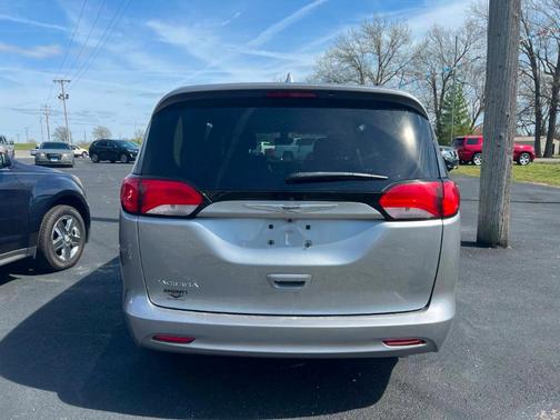 2017 Chrysler Pacifica Touring