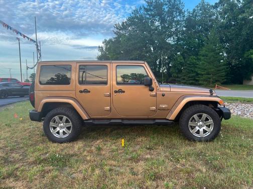 Brown 2015 Jeep Wrangler Unlimited Sahara