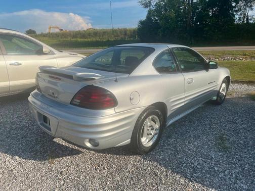Gray 2001 Pontiac Grand Am SE1