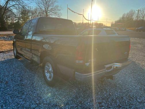 2002 Ford F-150 XLT SuperCab