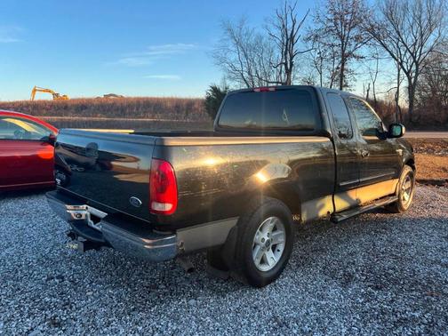 2002 Ford F-150 XLT SuperCab