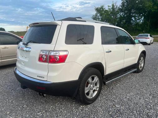 White 2012 GMC Acadia SLE