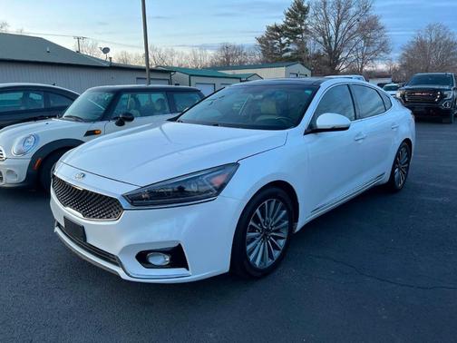 2018 Kia Cadenza Premium