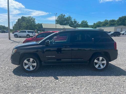 Black 2015 Jeep Compass Latitude