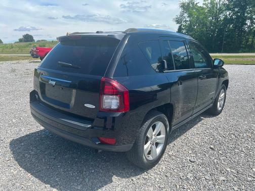 Black 2015 Jeep Compass Latitude