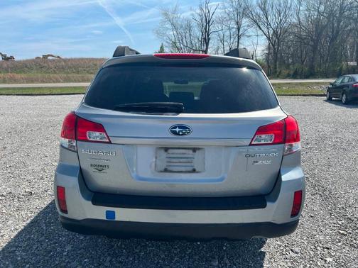 2011 Subaru Outback 2.5i Premium