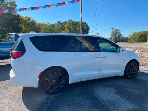 2019 Chrysler Pacifica Touring Plus