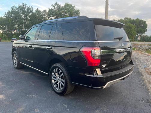 Black 2018 Ford Expedition Limited
