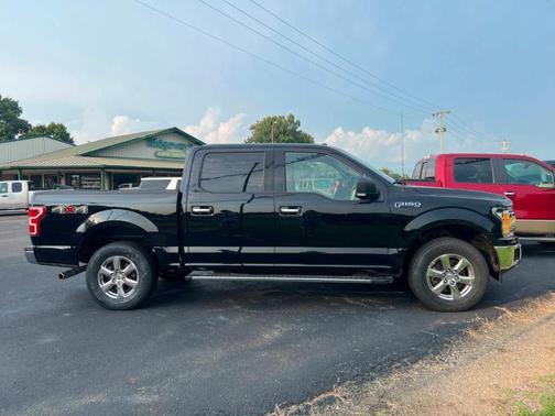 Black 2018 Ford F-150 XLT