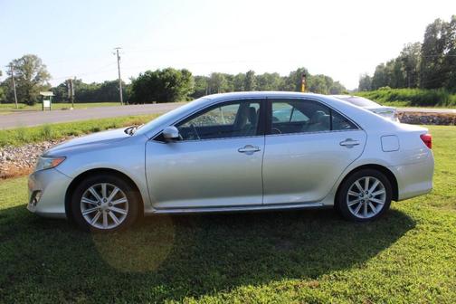 2014 Toyota Camry XLE